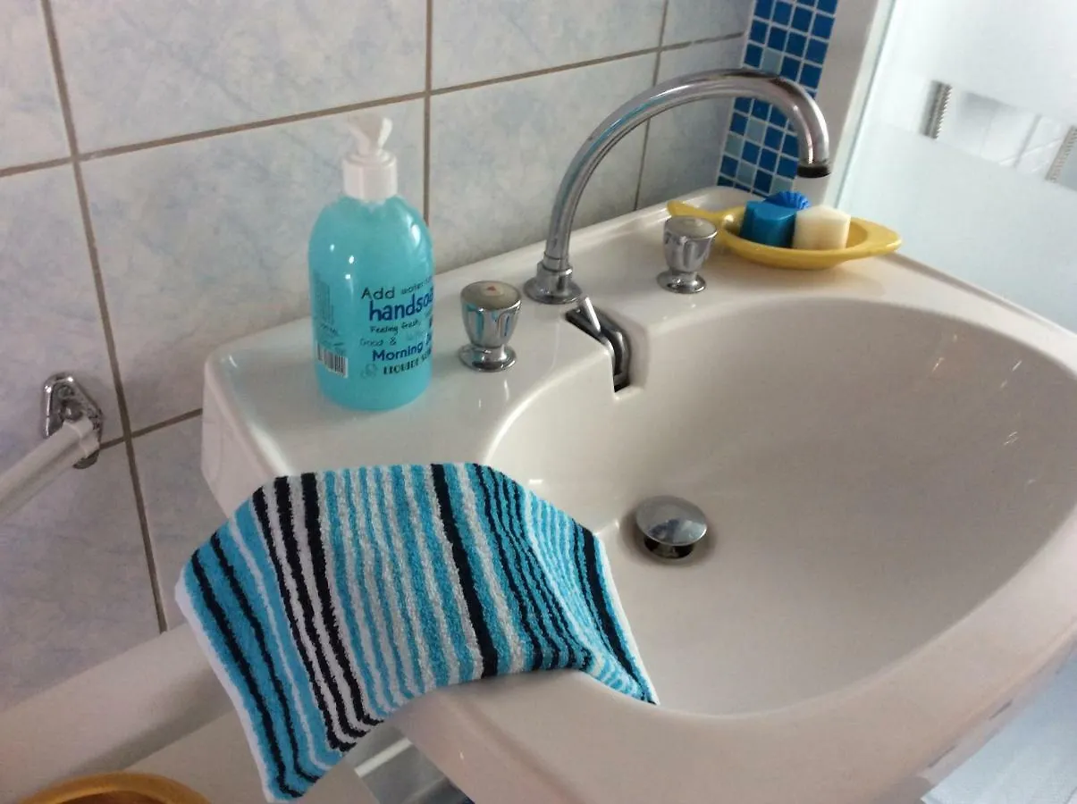 Kerjouanno Les Pieds Dans L'Eau Apartment Arzon